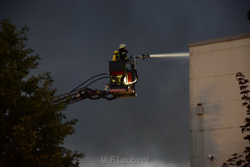 Grossbrand Halle Troisdorf Kriegsdorf Junkersring P384.JPG - Miklos Laubert